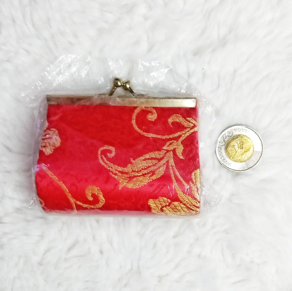 🆓💝 Gift with Purchase: Oriental Embroidered Coin Purse
